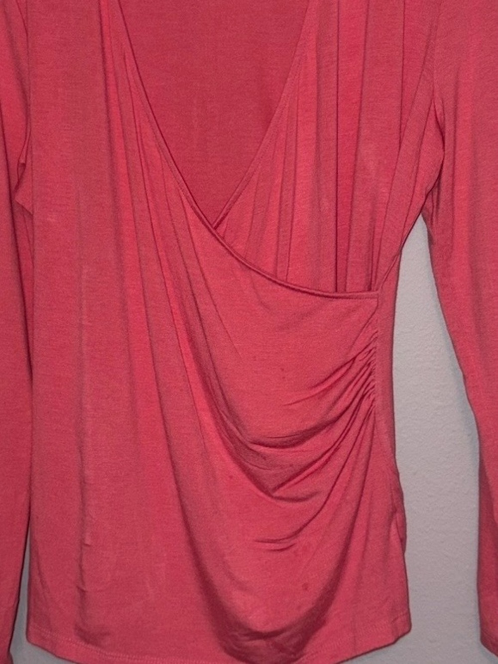 Liz Claiborne Crossover Cinched Top Size L - Picture 2 of 3